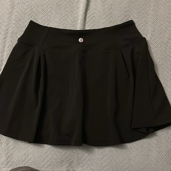 Active Black Workout Skirt - Picture 3 of 4
